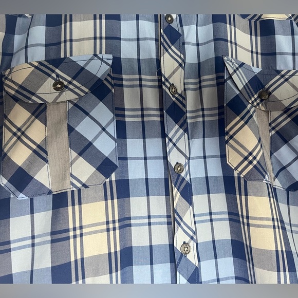 7 Diamonds Men’s Short Sleeve Button Front Shirt Size XXL - Picture 3 of 7